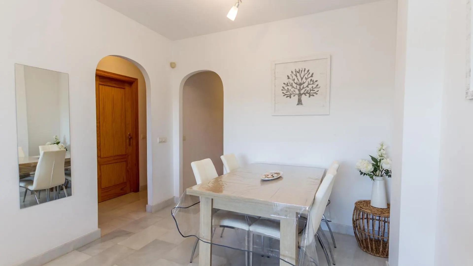 Winter Deal - Luxury Apartment With Terrace Mountain Views Near Beach Fuengirola